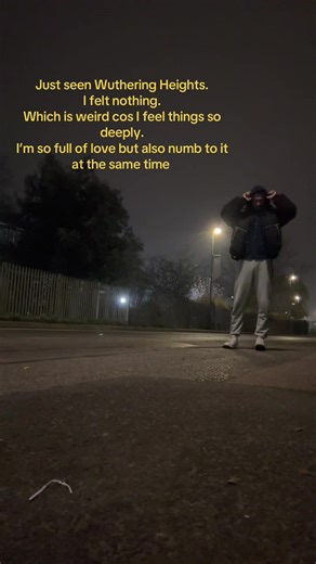 Am I broken?🤣 my heart is healed so I know it works 😂😂 #fyp #wutheringheights #foryoupagе #yellowfont