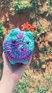 201K views · 3K reactions | A little loaf cat #crafting #handmade #loaf #crochet #crocheters #crocheting #socute #loafcat #kitty #kittens #cat #loaf | Crochet World | Facebook
