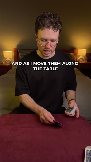 How to deal cards in a really satisying way!! #learningmagic