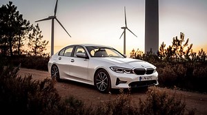 BMW serije 3 330e plug-in hibrid obećava učinkovitost i performanse