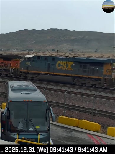 BNSF and 2 CSX Locomotives at Barstow CA on 12.31.2025