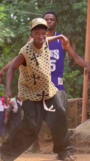 Milo's Hilarious Sound Drop Reaction