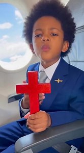 4.9K views · 410 reactions | Notre Père qui es aux cieux, bénis ceux qui insèrent Amen. | Le pouvoir de la prière | Facebook