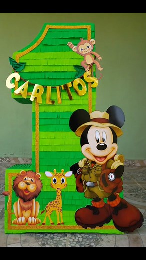 Tutorial completo piñata 1 con Mickey Mouse Safari disponible en mi canal de YouTube Creaciones Mágicas Sarahí #mickeysafari #mickeymouse #piñatasbonitas🥰 #piñataspersonalizadas #piñatashechasamano #honduras