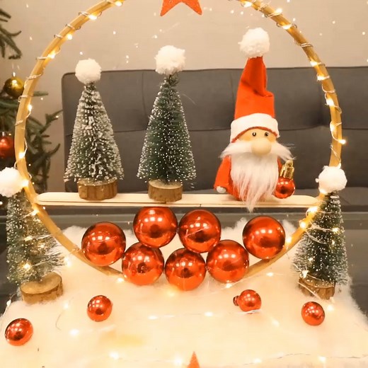 DIY hula hoop Santa scene | Life and Fun Story