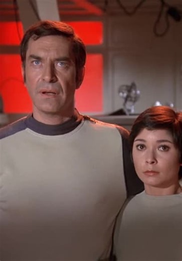 Space 1999 S01:E04 - War Games