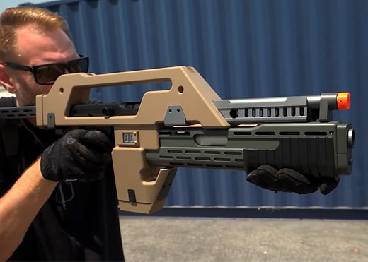 Matrix Limited Edition Custom Alien Pulse Rifle AEG