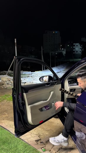 Understanding the Dollar Currency Dynamics