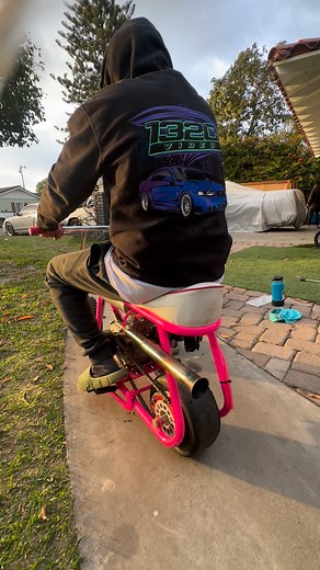 Pink taco 22 minibike with built 224cc engine running on m5 methanol race fuel #dragracing #nitro #methanol #racing #motorcycle #dragbike #minibike | Highvoltfab