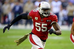 Former Patriots pass rusher Chandler Jones reportedly requests trade amid contract dispute