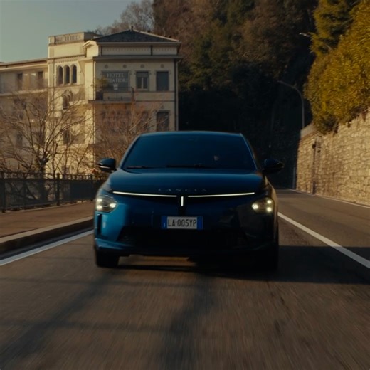 Feel the road. With the New Lancia Ypsilon, every journey becomes a moment to enjoy. Ready to take you everywhere. Book your test drive now! www.lancia.com/choose-your-country #Lancia #NewLanciaYpsilon | Lancia