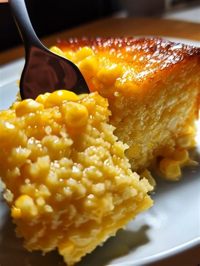Creamy Corn Pudding 🌽🍮 Ingredients (makes about 8 servings): 2 cups fresh or canned corn kernels 1 can sweetened condensed milk 1 cup milk 3 eggs 1/4 cup sugar 1 teaspoon vanilla extract 1/2 cup melted butter A pinch of salt Nutritional information (per serving): ~220 kcal | 6g protein | 10g fat | 30g carbohydrates Instructions: Step 1: Preheat the oven Preheat the oven to 350°F (175°C) and grease a pudding or baking dish. Step 2: Mix the ingredients In a blender, combine the corn kernels, con