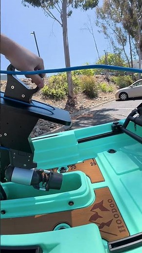 Motorize your Hoodoo Kayak in seconds with Bixpy!