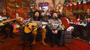 IT'S OFFICIALLY CHRISTMAS 🎅🏽 | Dan Shay