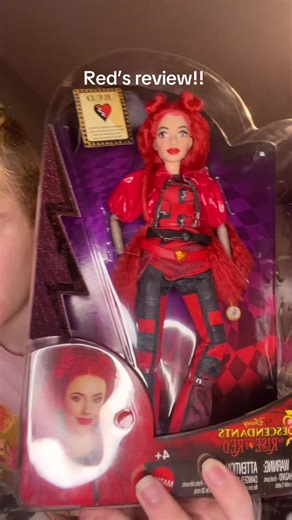 And this is the last doll I have to review tonight im sure the other standard dolls will be showing up in stores soon!! I honestly have become so excited to see the moive it looks like its gonna be so good. Like I mentioned in a previous post I have loved descendants since it came out!! I really hope you guys enjoyed my little spontanious trip to walmart and the result of it here lol. @@Disney @@Disney Descendants @@mattel ##disneydescendants##disneydescendants2##disneydescendants3##disneydescen