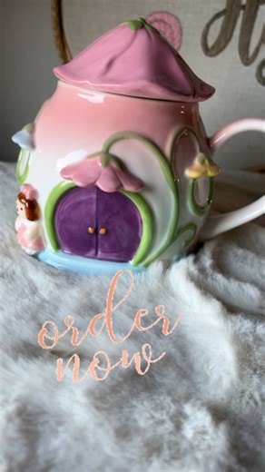 Mug Hug on Instagram: "Dreamy mug from wonderland 🤩😍🤩 Order now ☺️"