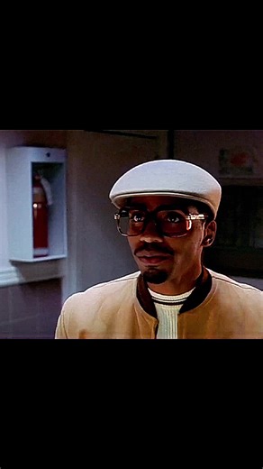 “This here, is a hunnit a pop” #paidinfull #truestory #harlem #nyc #1980s Paid In Full, 2002