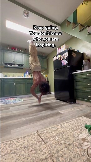 90° Clapping Handstand Push-Up✅ | #calisthenics