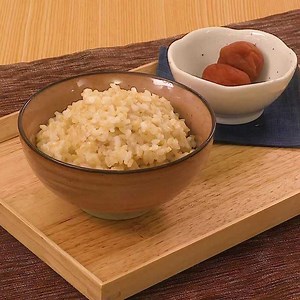 ふっくら美味しい！ 圧力鍋で玄米ごはんのレシピ動画・作り方 | デリッシュキッチン