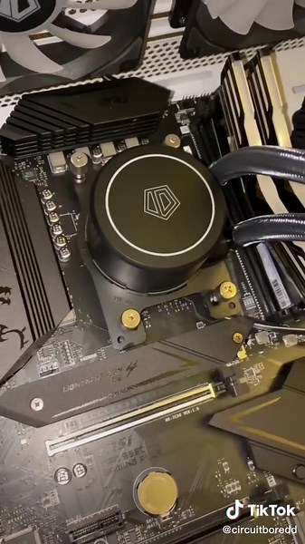 PC Repair: Swapping out a Motherboard Step by Step