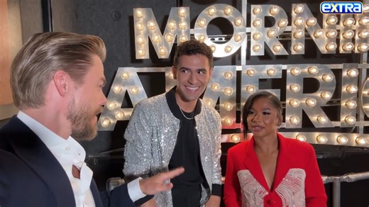 #DWTS premiere preview: Derek Hough’s Season 34 SNEAK PEEK with the celeb contestants! 🕺💃🪩 | Extra