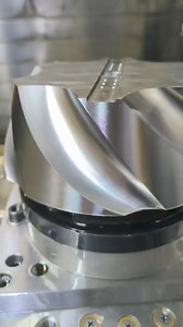 40CR metal processing effect by 5 axis CNC machine center here #CNC #CNCmachine #machinetool #40CR #fabrication #5axis #SYNECNC #rtcp #global | SYNE Machines