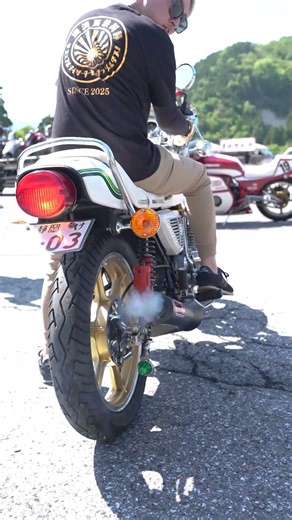 これが2ストのバイクの楽しみ方ｗ