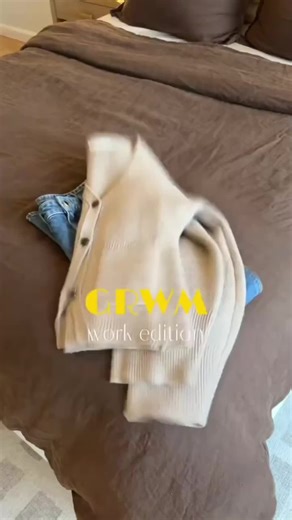 V Neck Cardigan in Oatmeal: Stylish and Cozy