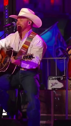 Exploring the Meaning of Red Dirt Road in Country Music