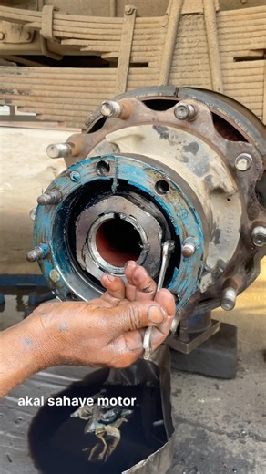 Cutter Pin Lock Fitting Hub Automobile Repair Working