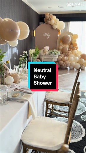 Elegant Baby Shower Balloon Decorations Ideas