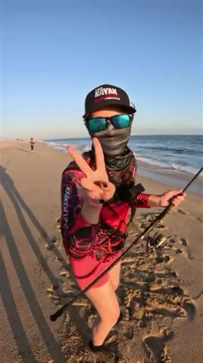 Mancing sambil menikmati sunset . . #mancing #mancingmania #mancingmaniamantap #wanitaindonesia