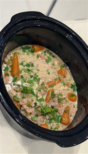 906K views · 5.3K reactions | Slow cooker Sundays! This one is my favourite. So simple and seriously tasty. The recipe is on the Taming Twins website under Slow Cooker Chicken Casserole (with crispy bacon) - although I leave out the bacon it would be yum with it in too! I also guesstimate the quantities as I’ve made it so many times now  definitely give this one a try for a fuss free hearty meal! #sunday #slowcooker #mumlife #fblifestyle | Dr Emily Official | Facebook