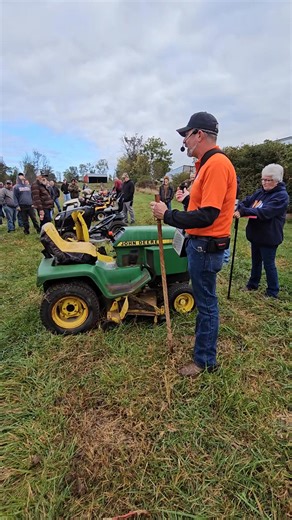 145K views · 946 reactions | John Deere Lawnmower sold for less than the model number! #auction #fyp #johndeere | Country Road Bidding | Facebook