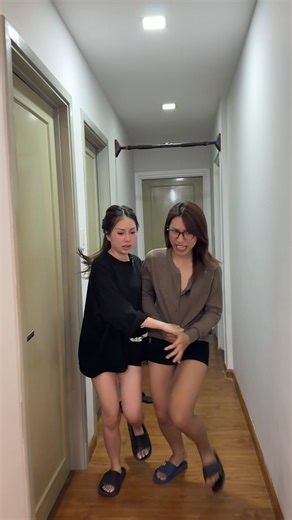 Tình Bạn Qua Nhà Chơi