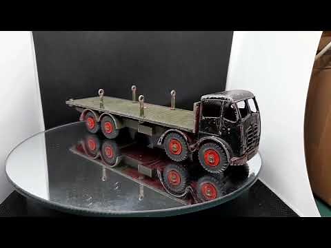 Diecast Restoration Dinky toys Foden flat bed with chains no/505 1952/54.