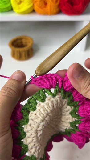 Crochet Rose Coaster For Beginners #crochet #moclentivi #handmade #diy #coaster #keychain #flower
