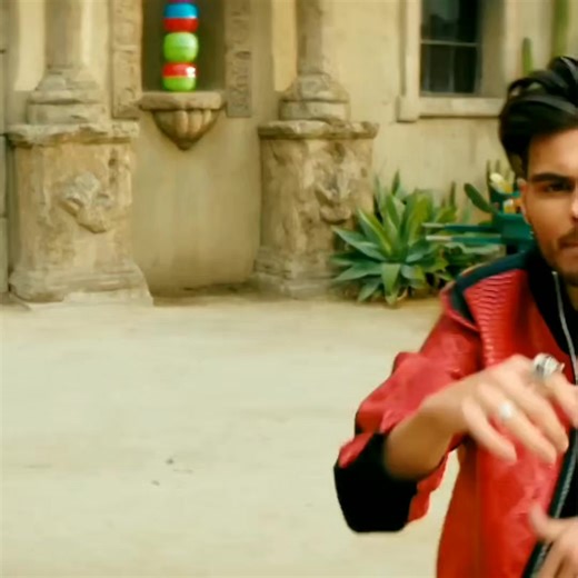 🔙| Hace 7 años, Abraham Mateo lanzó «Se Acabó El Amor» junto a Yandel & Jennifer Lopez. — Tercer single de su quinto álbum de estudio, «A Cámara Lenta» (2018). | News In Music