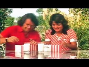 KENTUCKY FRIED CHICKEN (1982) - Evonne Goolagong & Roger Cawley - TV Ad