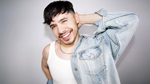 David Archuleta Ajak Berdansa dengan Lagu ‘I’m Yours’