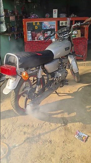Legendary Yamaha RX 100 🔥 2 Stroke King | Full Review & Exhaust Sound