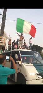 16K views · 591 reactions | Vamos Rojiblancos  Banda para el día de mañana Contaremos con bus , la cita será desde las 3 pm en el Muro Partimos 4:30 p.m Aun falta confirmar el precio del boleto de zona de barra. Para quienes no cuenten con acreditación Tenemos boletos de la alta sur (alado de la barra) Todos bienvenidos y pintar las calles rojiblancas  LA IRREVERENTE ORIENTE LOS DEL MURO  | Los del Muro | Facebook