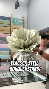 A peacock style tutorial 1.0 for stand bouquet. #jepriel #standbouquet #FlowerArrangement #floristry #floristlife #tutorial #tips #ideas | Jepriel Puenleona