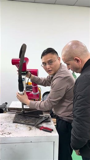 Our robot operation is so simple; you can start welding in just three easy steps. #Cobot robots