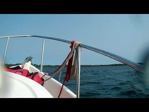 Ranger Tug 21-EC in rough waves on Seneca Lake