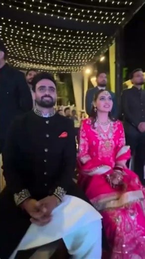 #bestbhangraperformance #bhangradance #wedding #bhangraperformance #indiandance #love #bhangrasongs