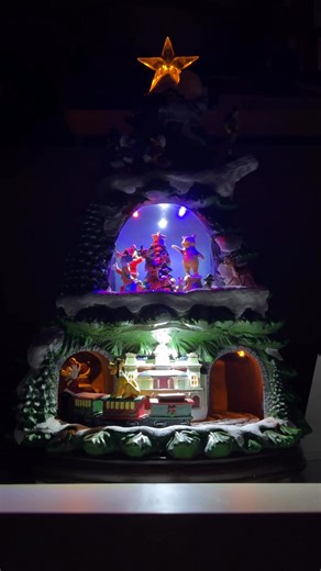 I got my Costco Disney Christmas Tree out this year. WDWBuzz MERRY CHRISTMAS 🎄 | WDWBuzz