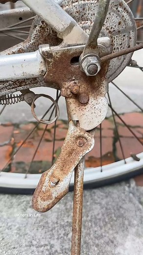 149K views · 386 reactions | Cyclists,_Bike_Hacks_with_a_Spring___Screwdriver!_#bike_#shorts | Yahya Shahxad | Facebook