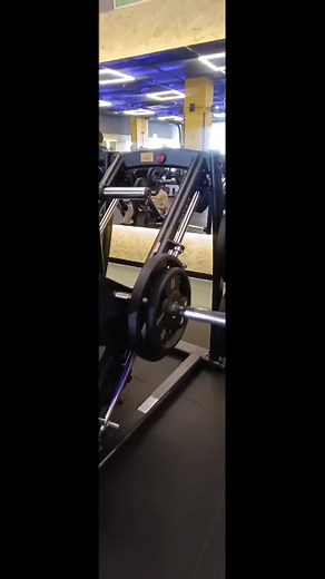 Training mode ! leg day 🫨🫠💪 #gym #trend #fitness #gymtime #gains #motivation #fitfam #new #gimnasio #transformation #gymmotivation #gymworkouts #gymbro #legday #chest #power #creed #trendingvideo #trendingsong #newtrend