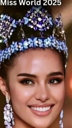 Miss world 👑 with mrs. world 🫡